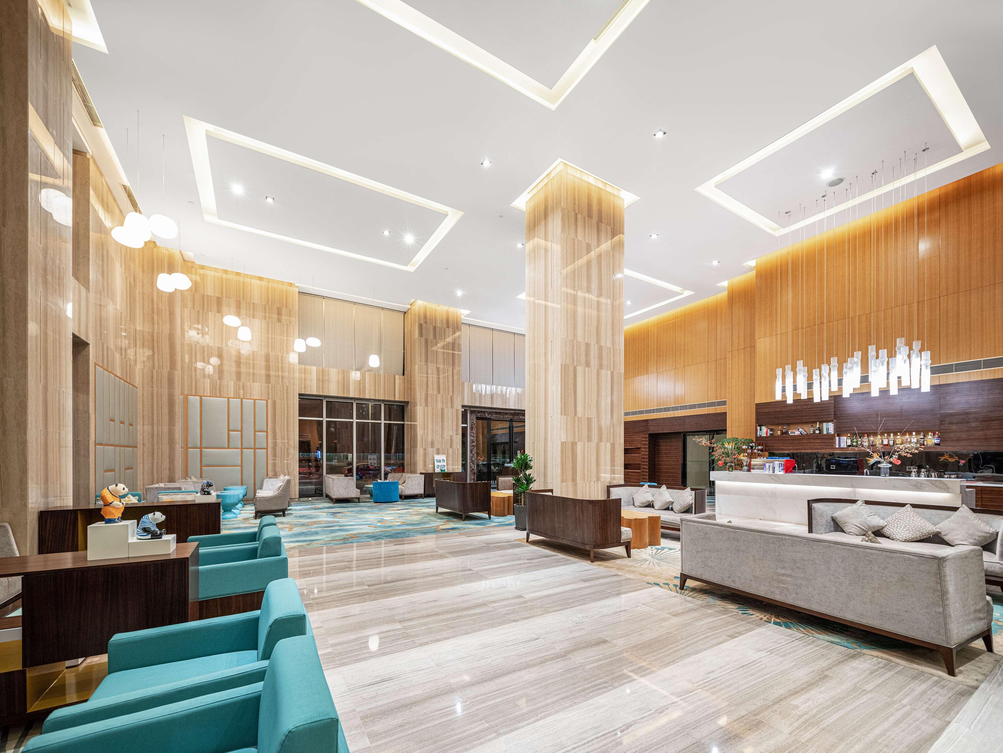 Hilton Garden Inn Chengdu Huayang מראה חיצוני תמונה