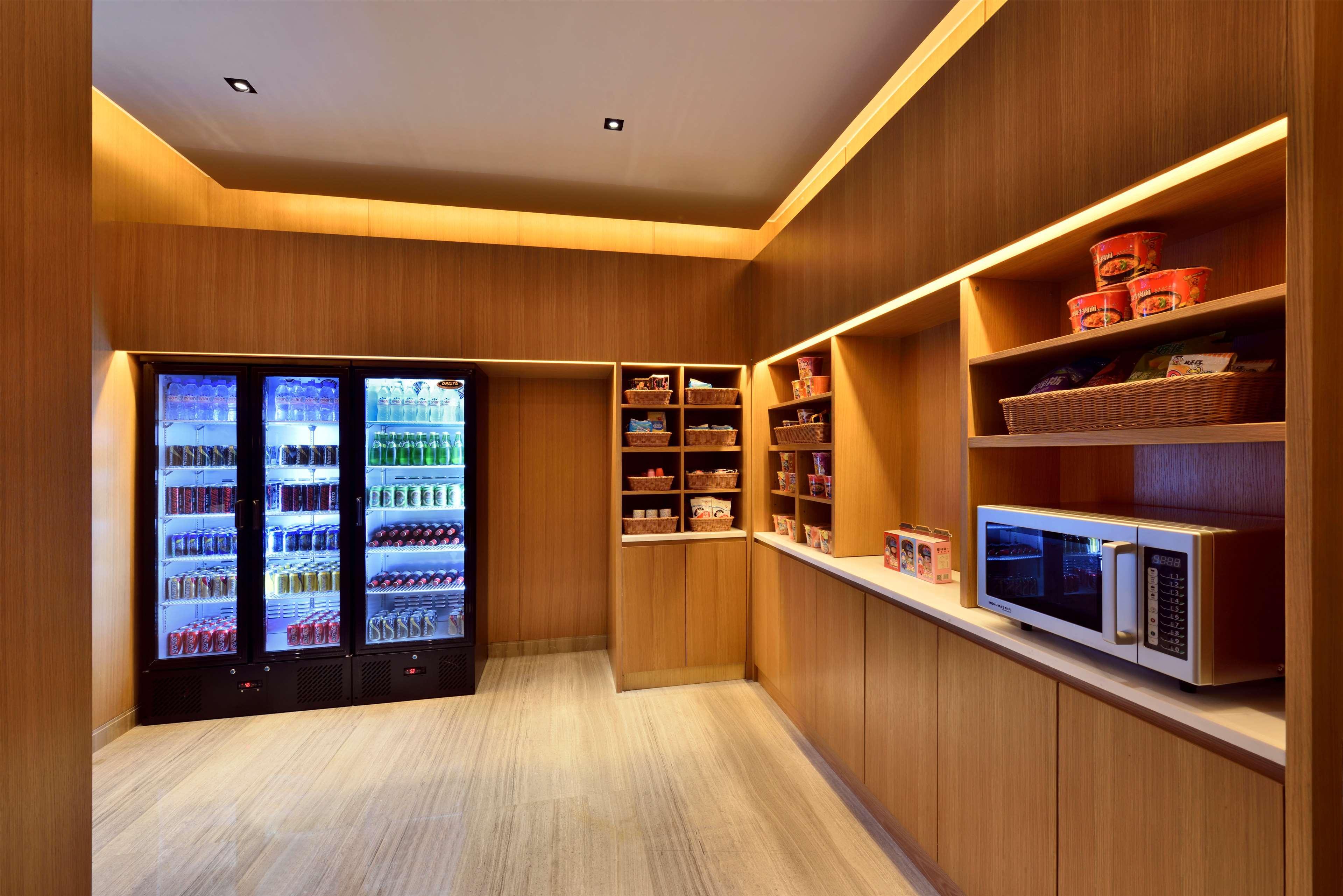 Hilton Garden Inn Chengdu Huayang מראה חיצוני תמונה