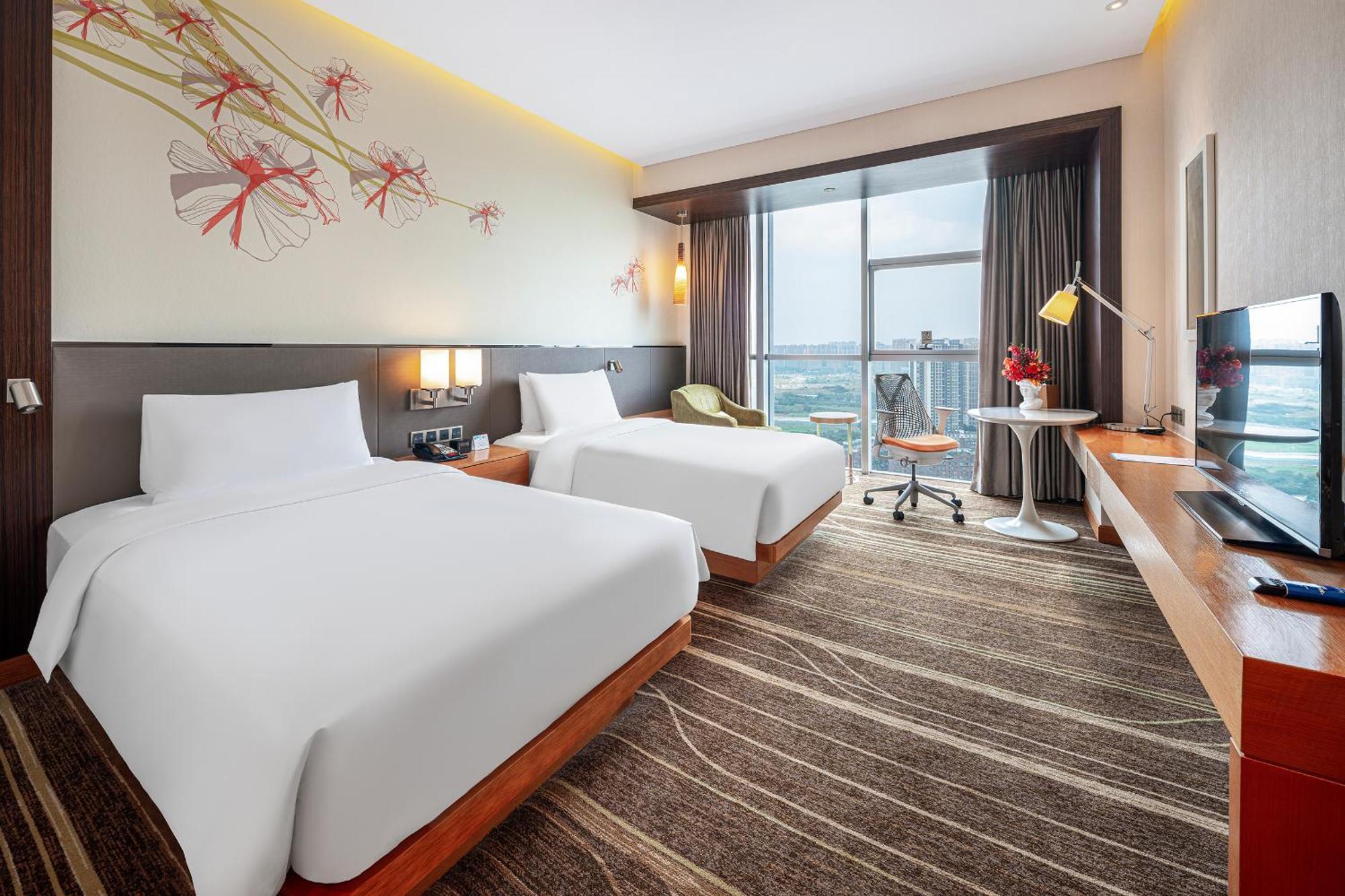 Hilton Garden Inn Chengdu Huayang מראה חיצוני תמונה