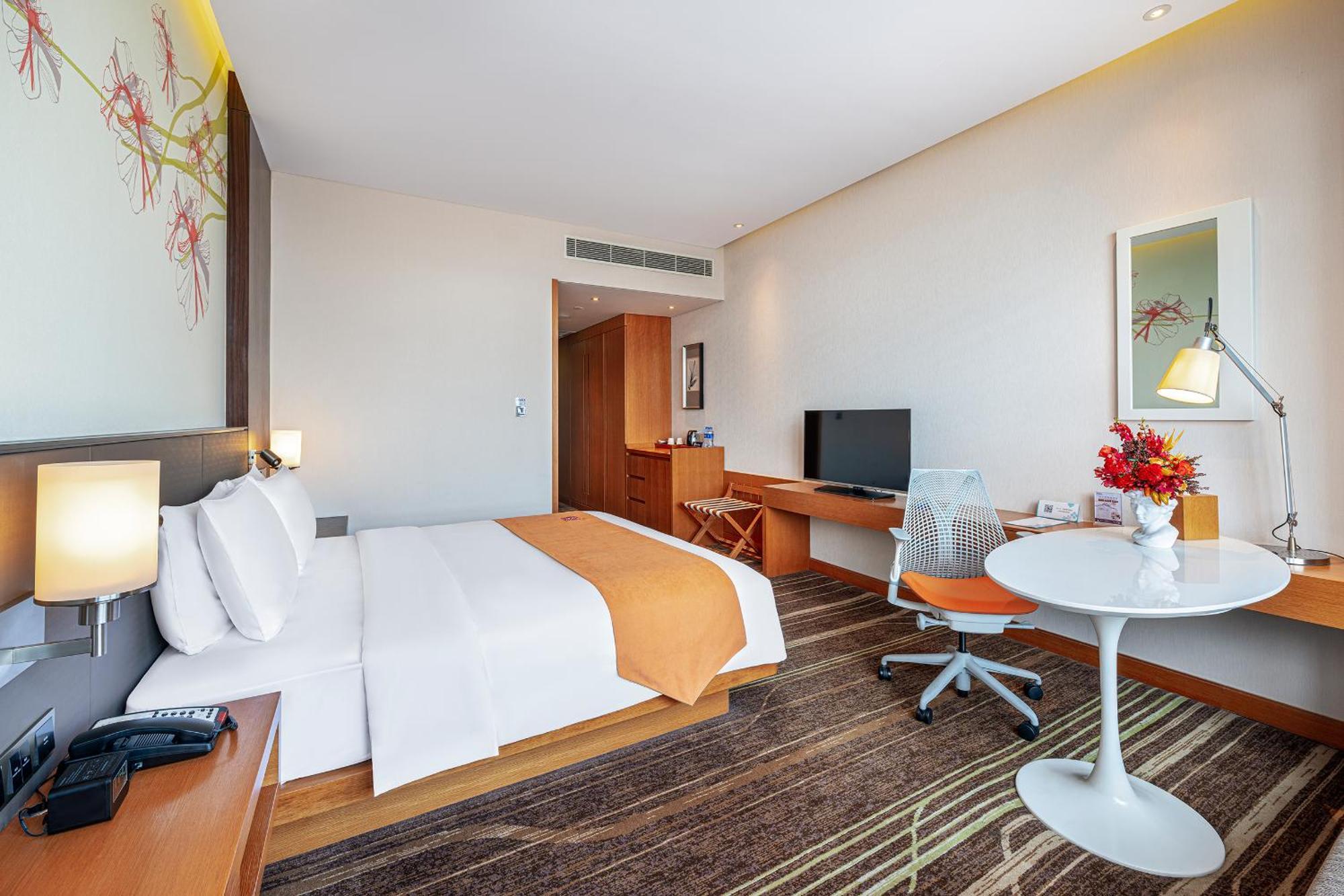 Hilton Garden Inn Chengdu Huayang מראה חיצוני תמונה