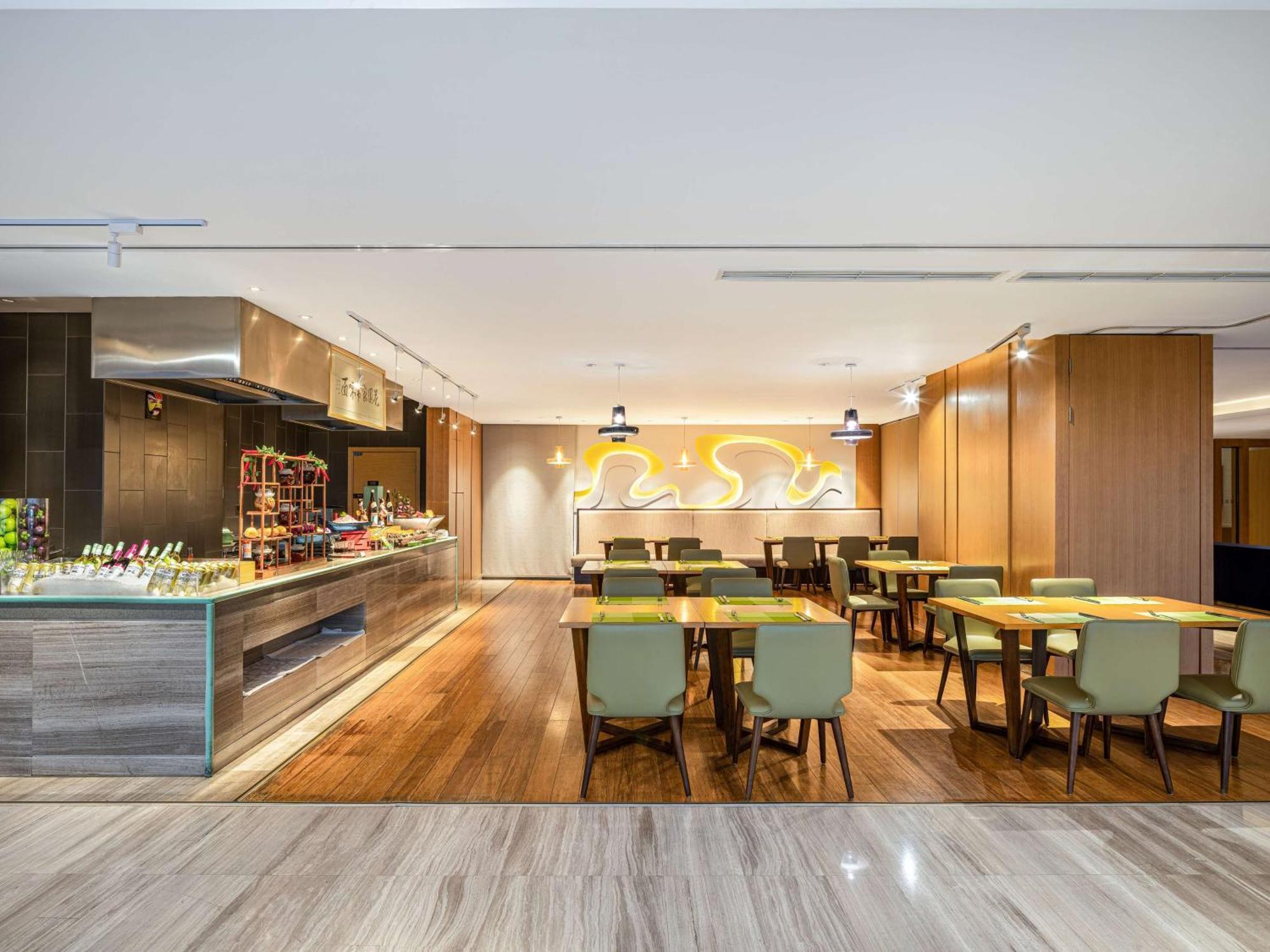 Hilton Garden Inn Chengdu Huayang מראה חיצוני תמונה