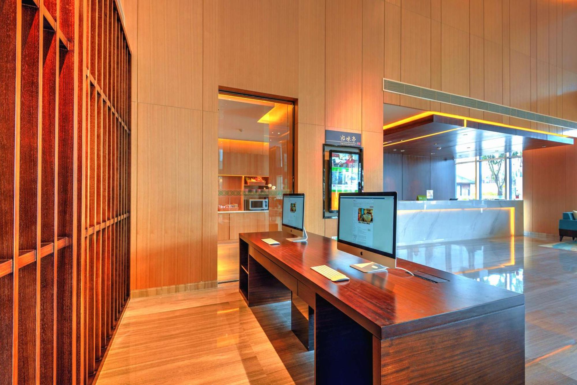 Hilton Garden Inn Chengdu Huayang מראה חיצוני תמונה