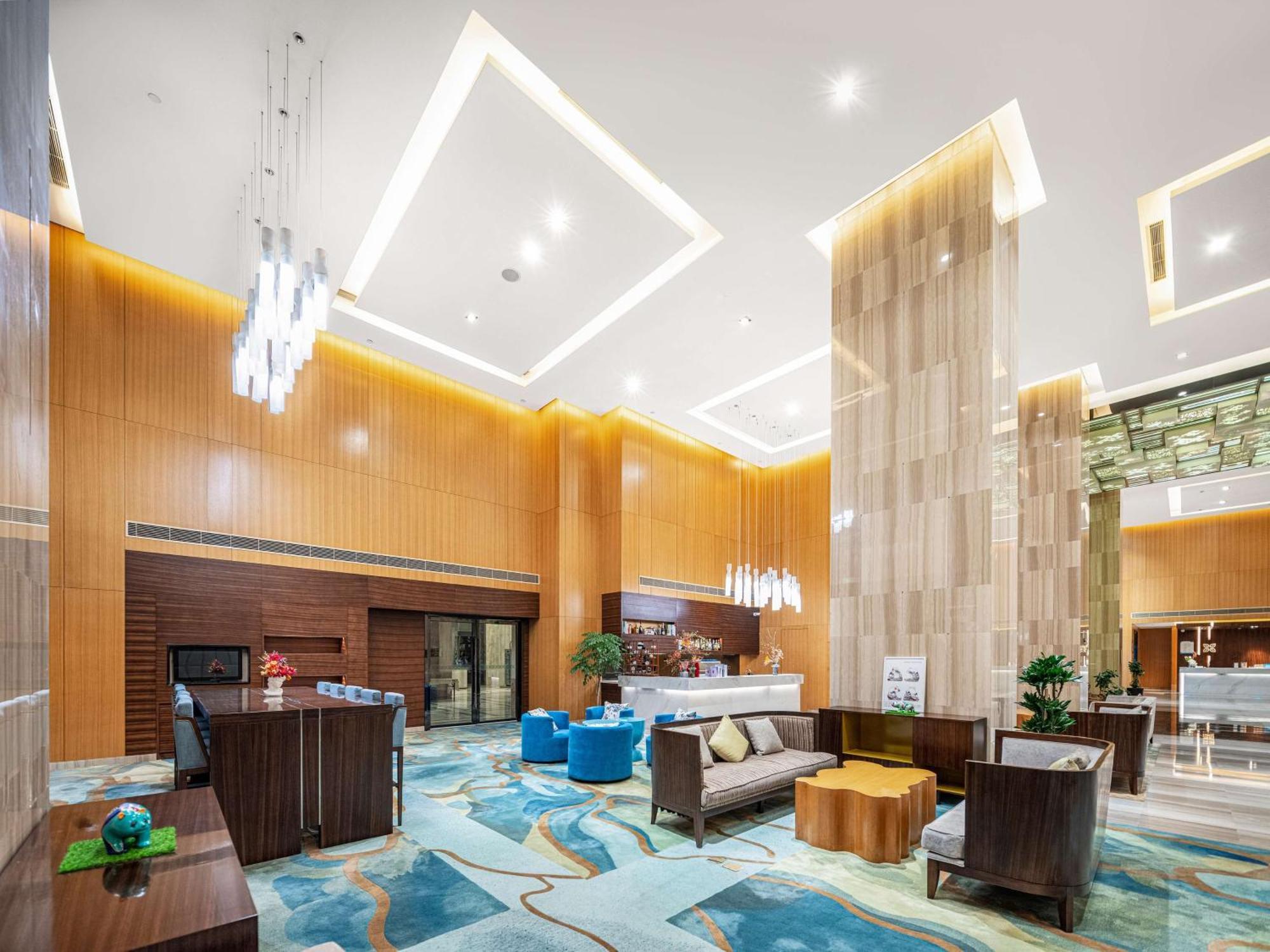 Hilton Garden Inn Chengdu Huayang מראה חיצוני תמונה