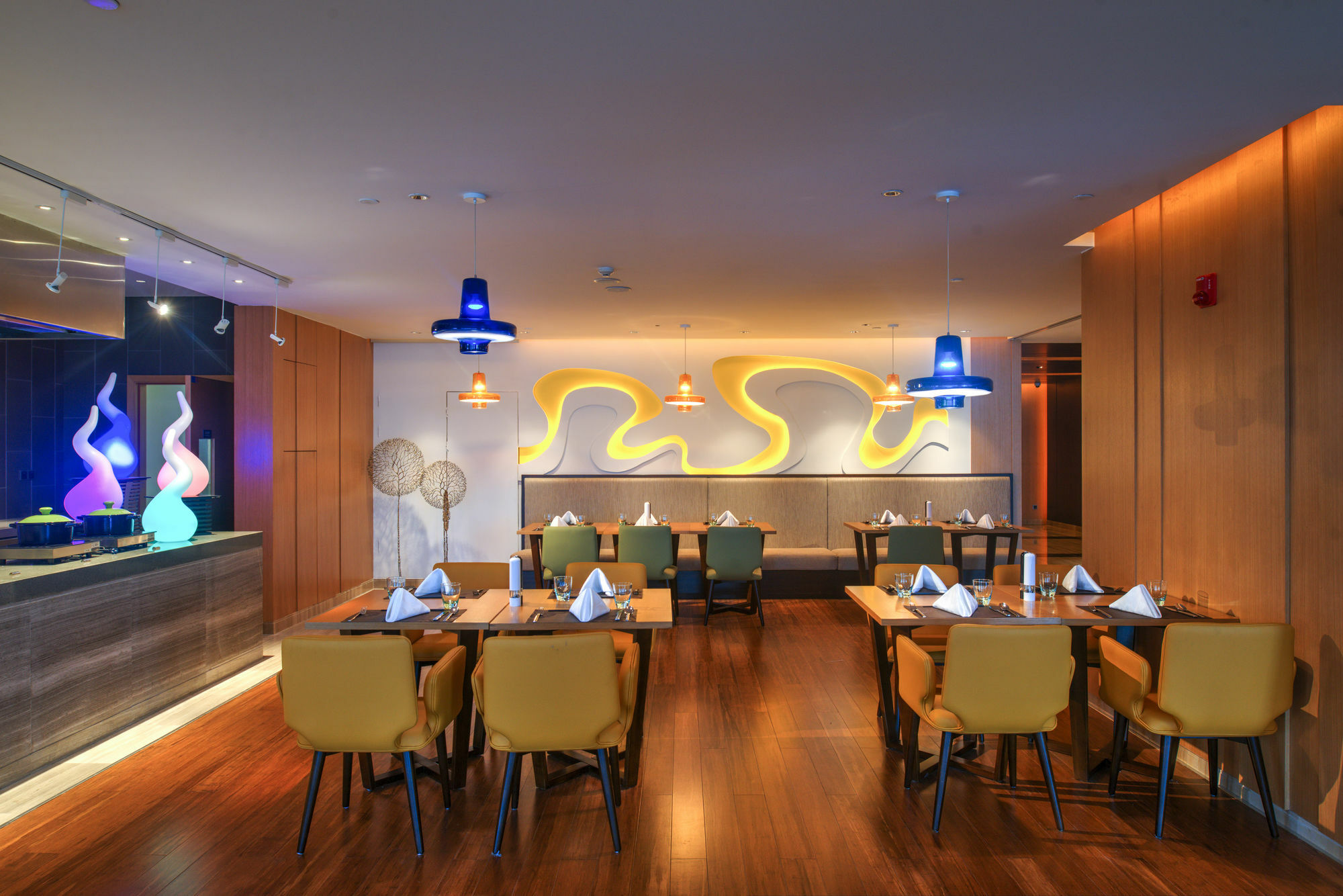 Hilton Garden Inn Chengdu Huayang מראה חיצוני תמונה